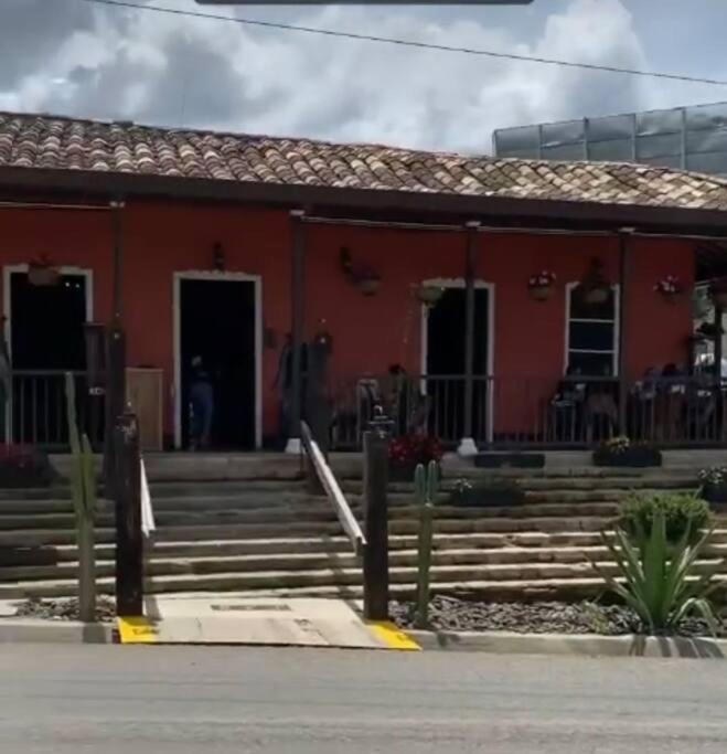 Espectacular Apartamento 2 Minutos Del Jmc Nuevo Rionegro Luaran gambar